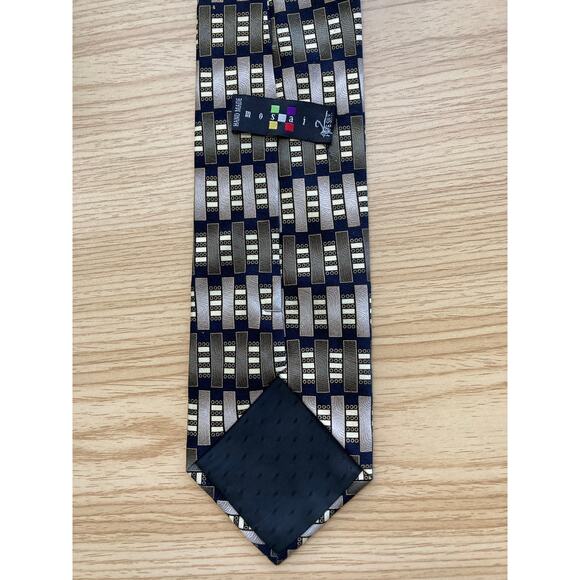 Mosaic Handmade Geometric Gray/Green/Navy Blue 100% Silk Tie - Picture 3 of 6